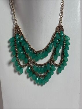 Green Tiered Teardrop Bead Statement Bib Necklace